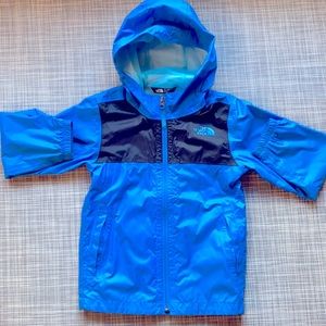 The North Face Rain Shell, size XS